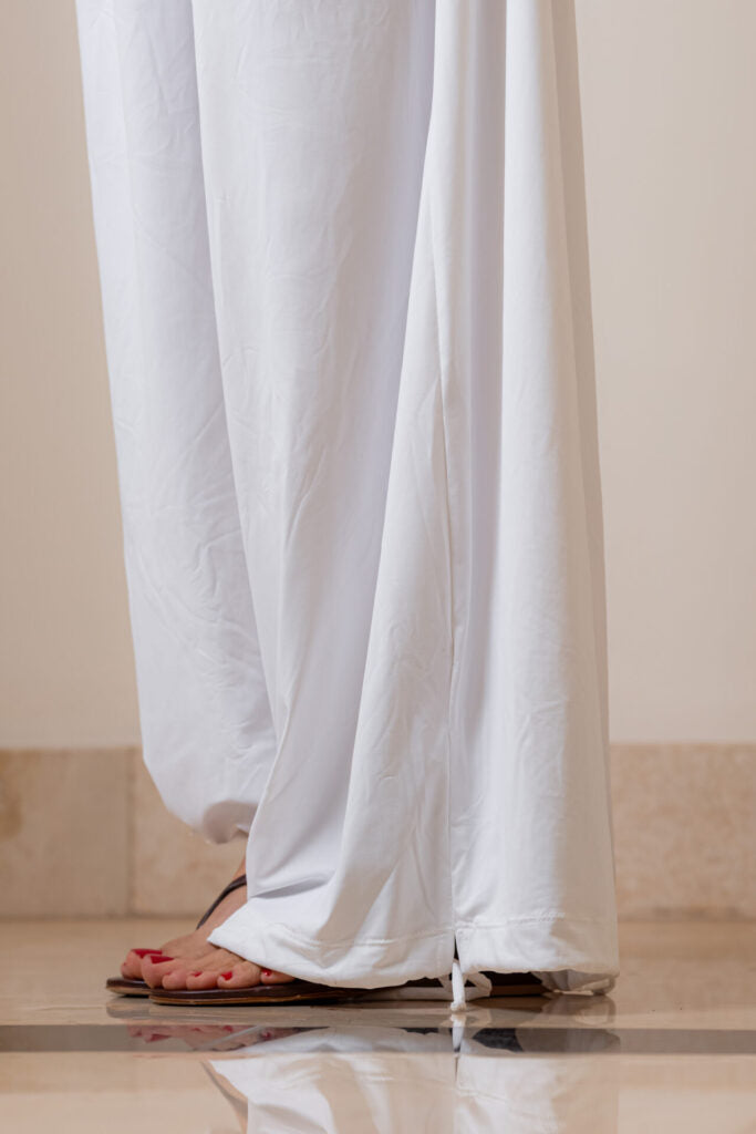 Calça Aladim de Malha Com Pala Drapeada Aghata - Off White