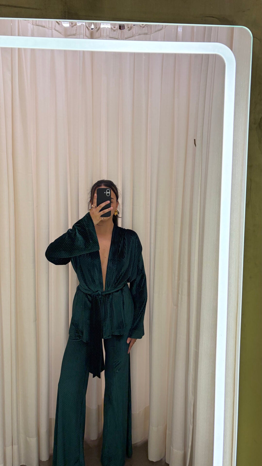 Conjunto Quimono e Calça Pantalona de Veludo Benedita - Verde Esmeralda