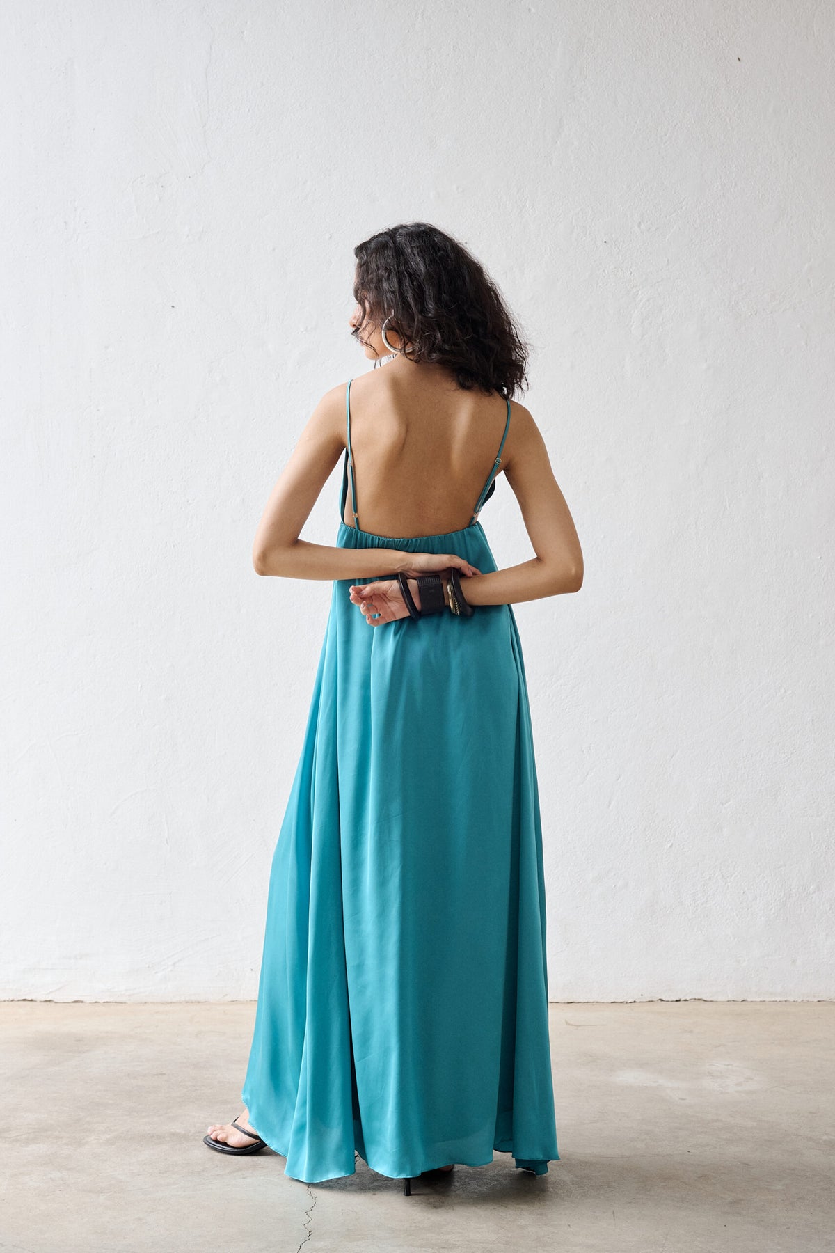 Vestido Longo Decote Em V Acetinado Mercedes - Turquesa