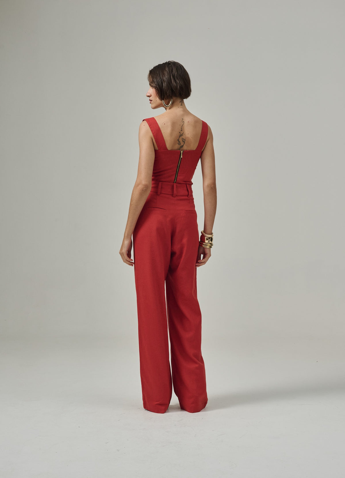 Blusa De Linho Decote Quadrado E Alças Largas Marquesa - Terra