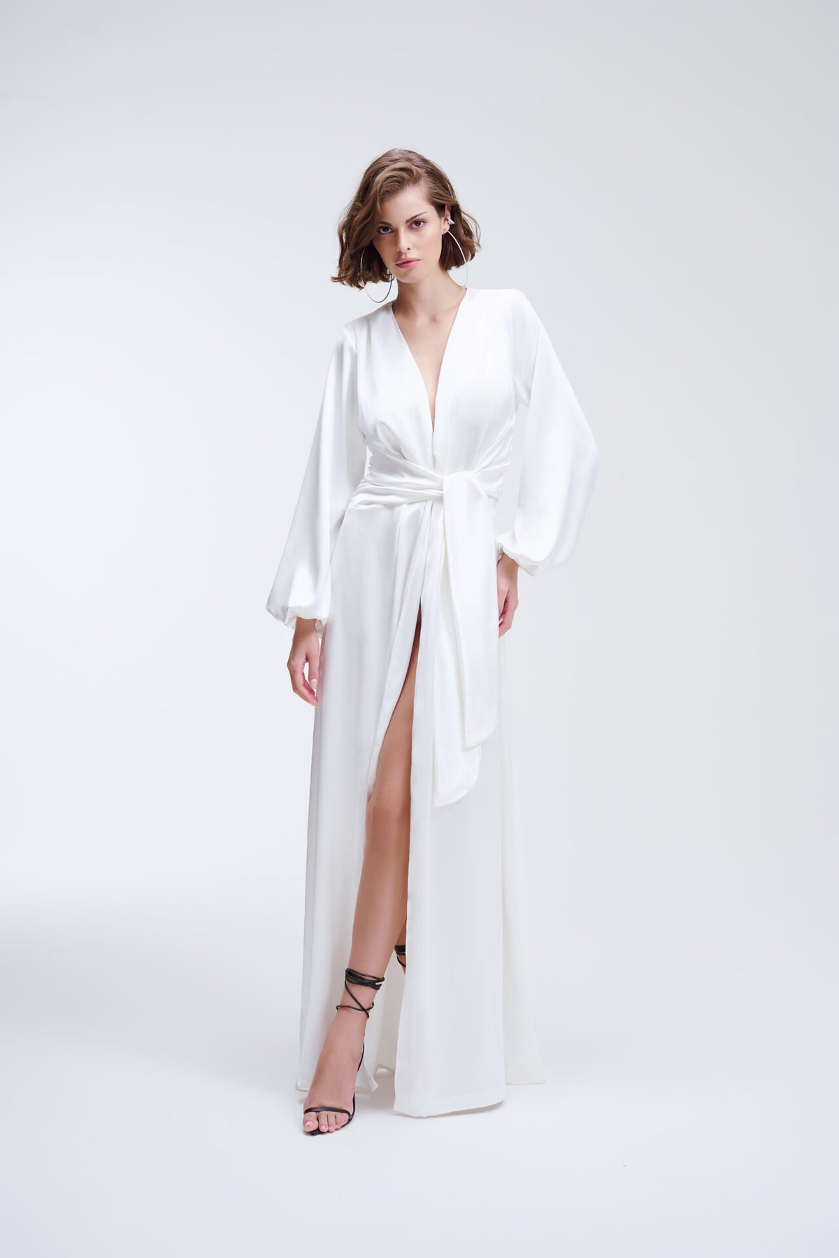 Vestido Longo De Mangas Longas Com Fenda e Amarração Frontal Marieta - Off White