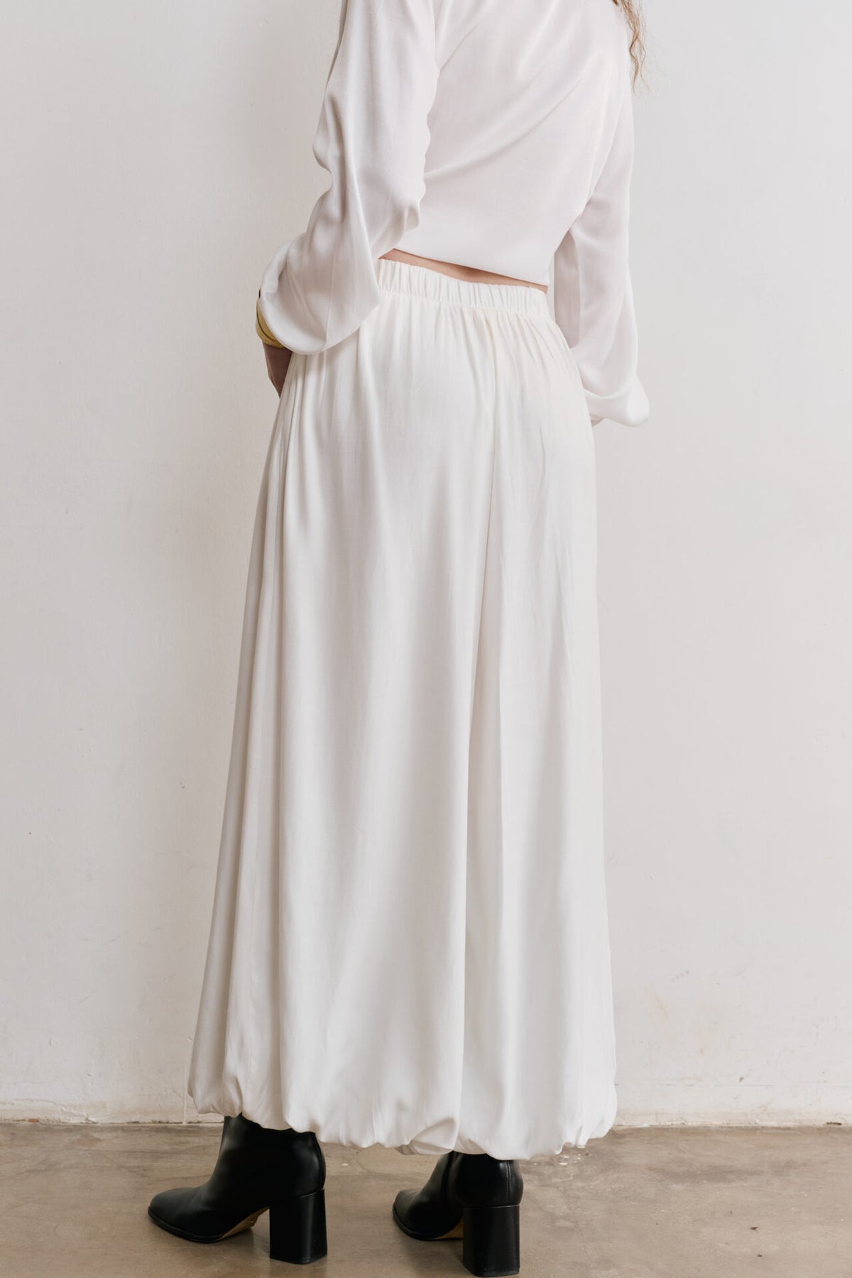 Calça Balonê Com Cós Elástico Luna -  Off White