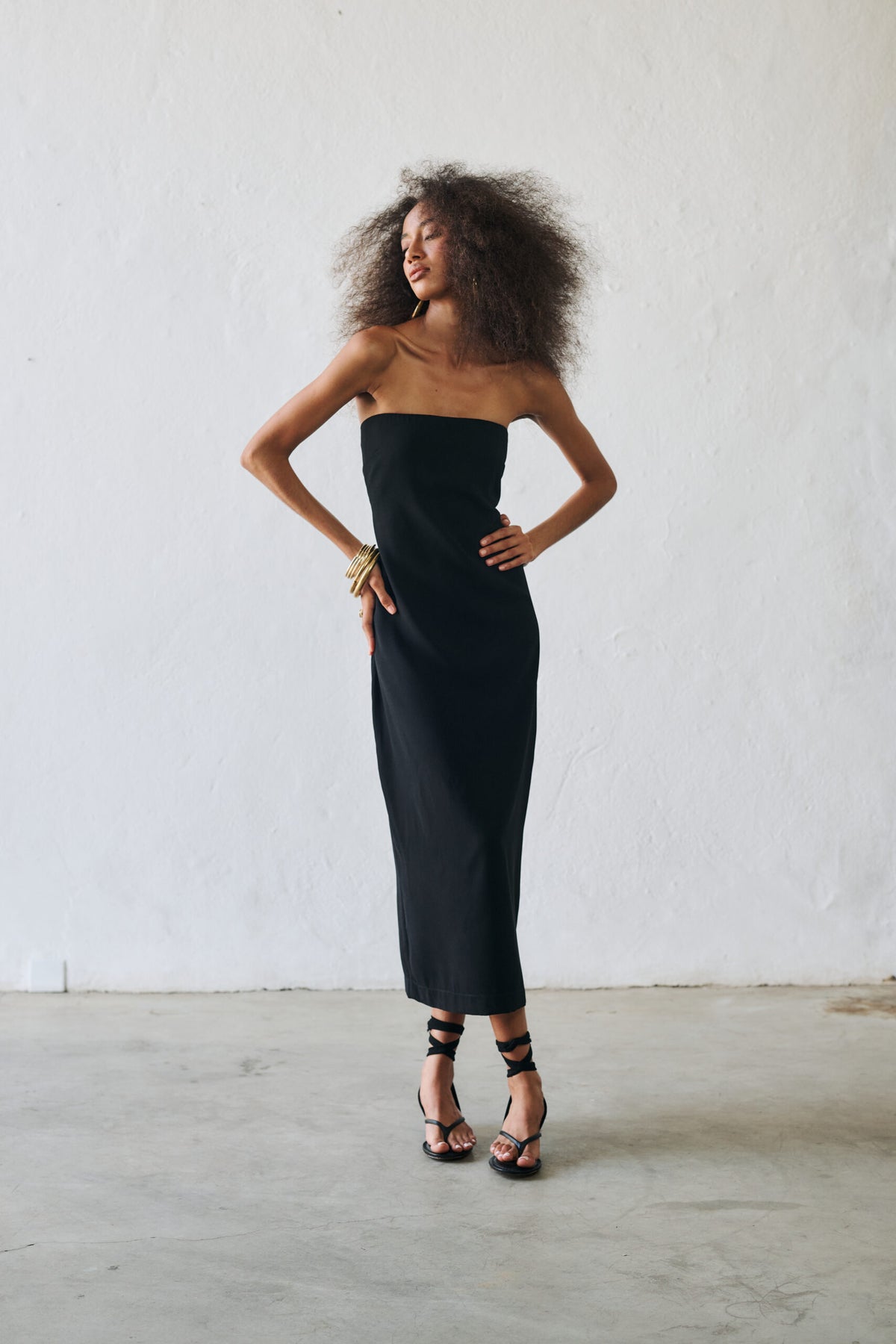Vestido Midi Sem Alças Cleo - Preto