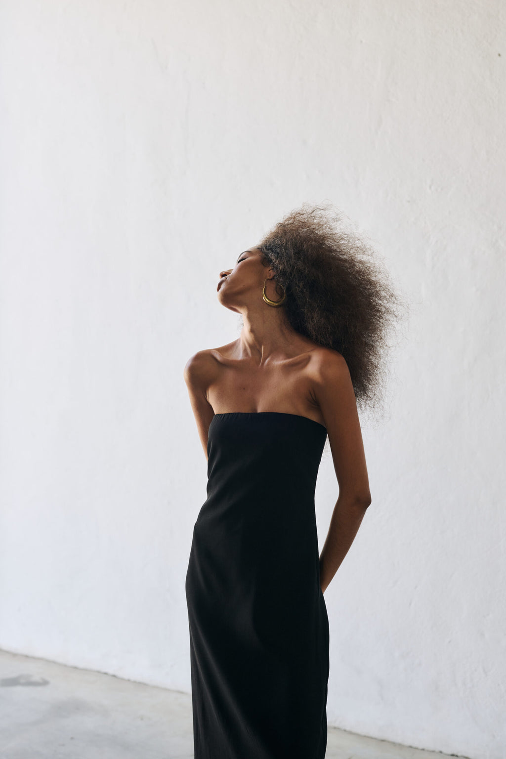 Vestido Midi Sem Alças Cleo - Preto