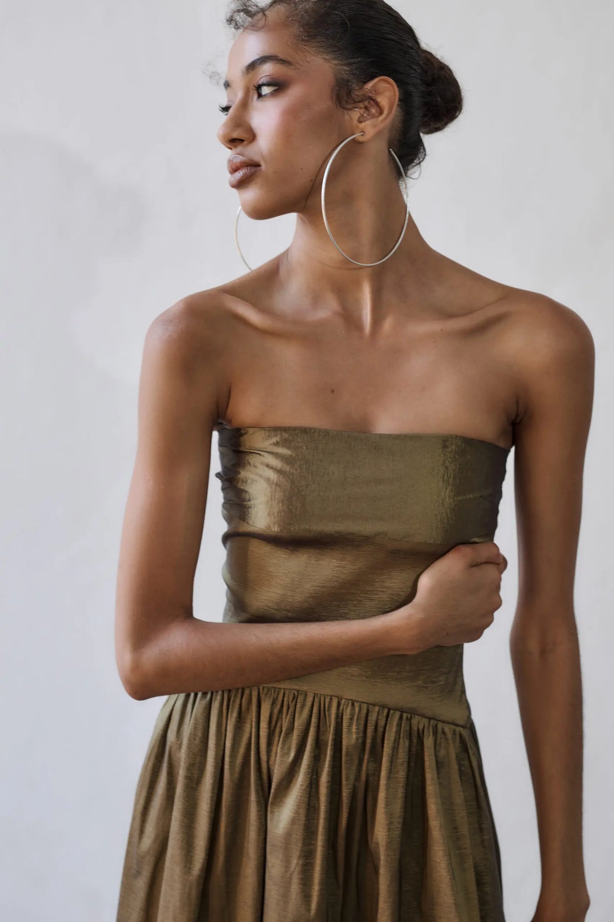 Vestido Longo Tafetá Sem Alças Eugenia - Dourado
