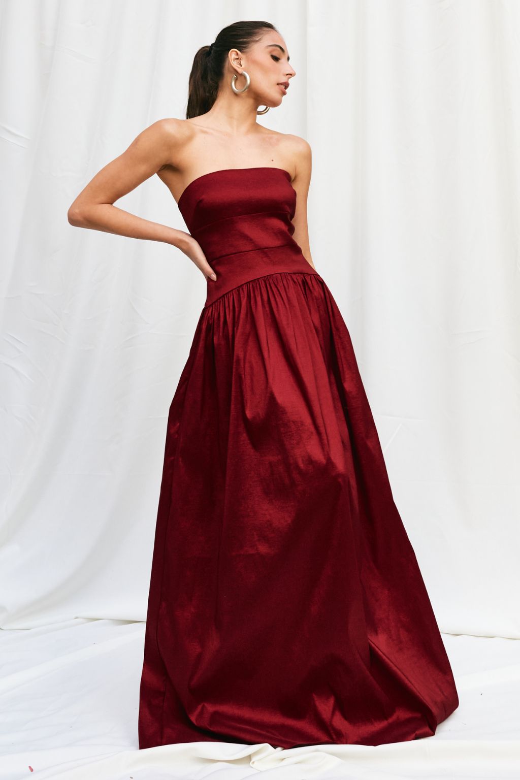 Vestido Longo Tafetá Sem Alças Eugenia – Vinho