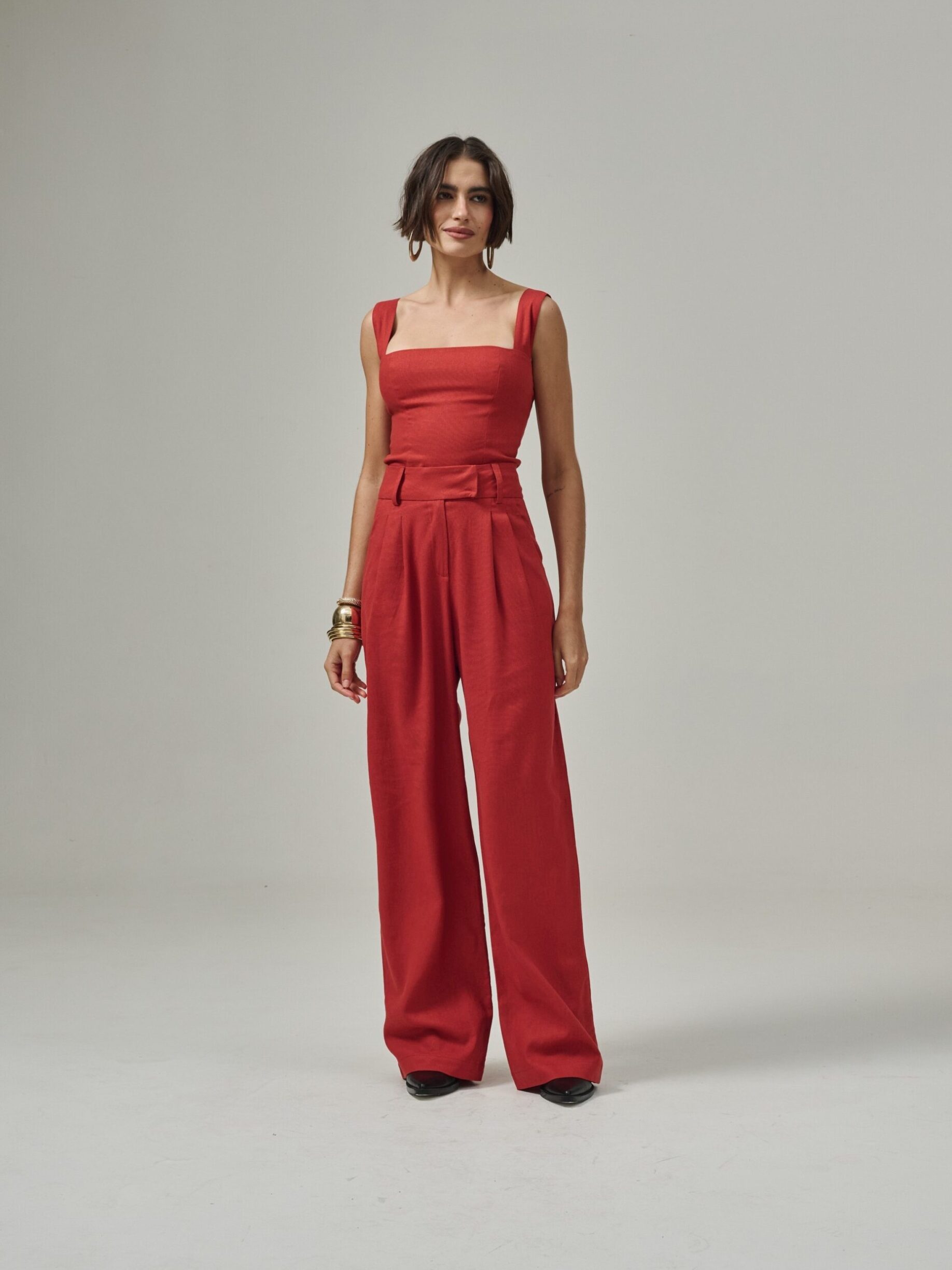 Blusa De Linho Decote Quadrado E Alças Largas Marquesa - Terra