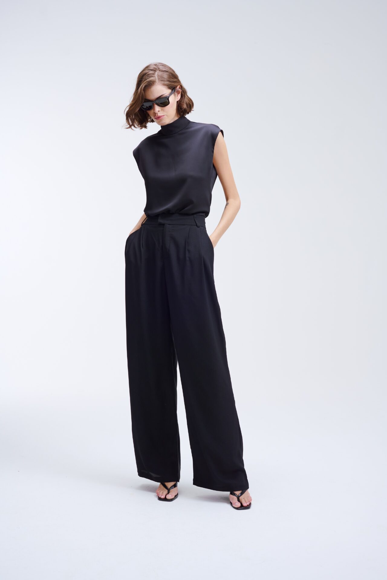 Calça Pantalona Nina - Preta