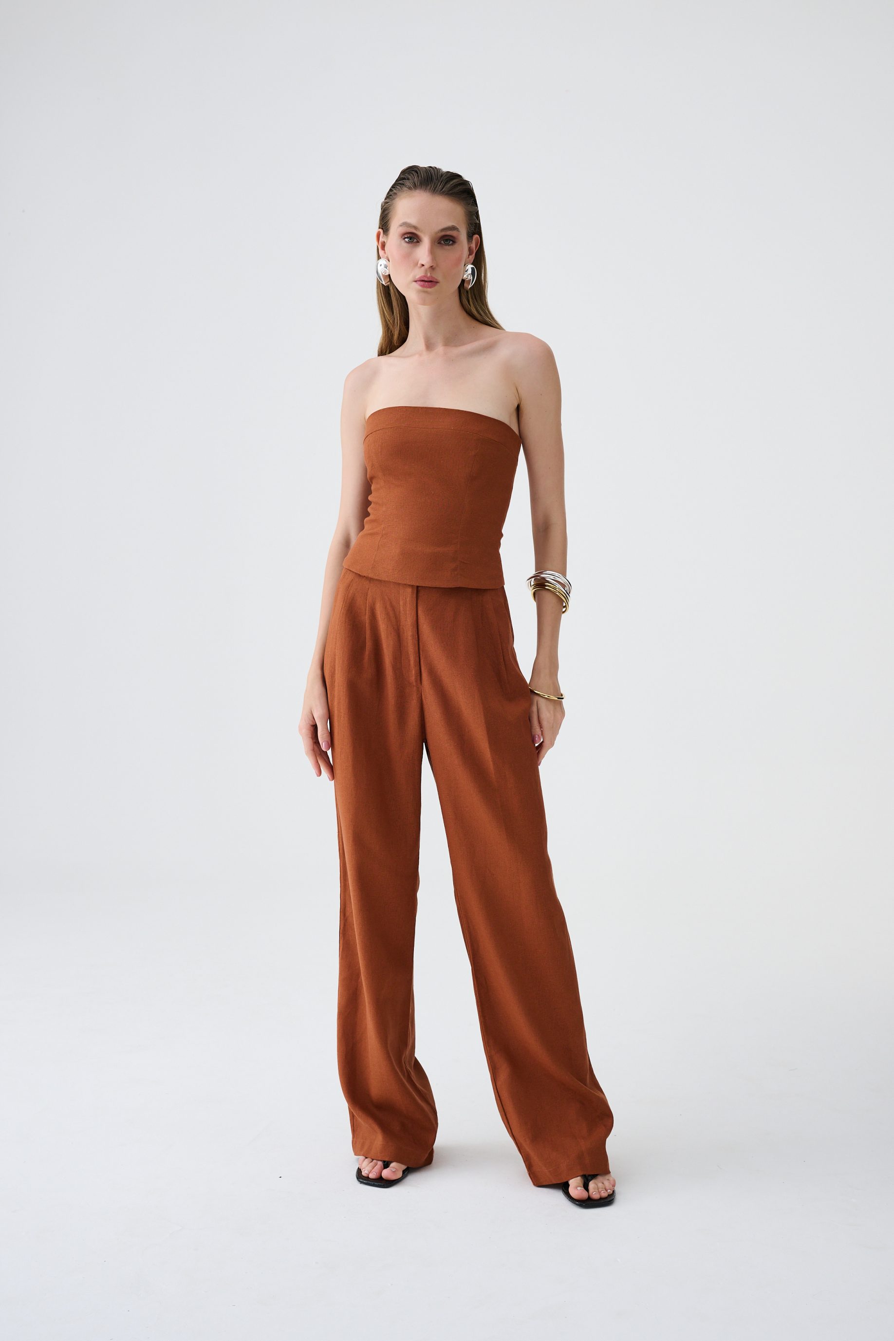 Calça Pantalona Reta Eliza - Marrom - Imagem 3
