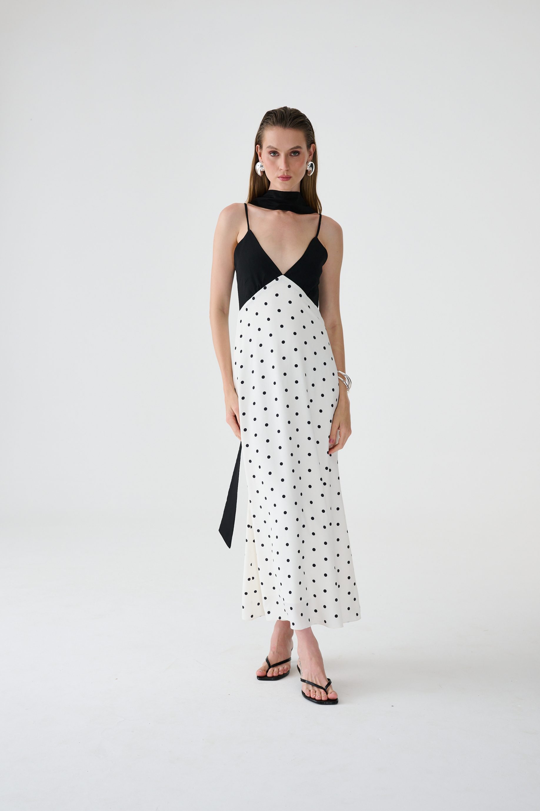 Vestido de Bolinhas Dália