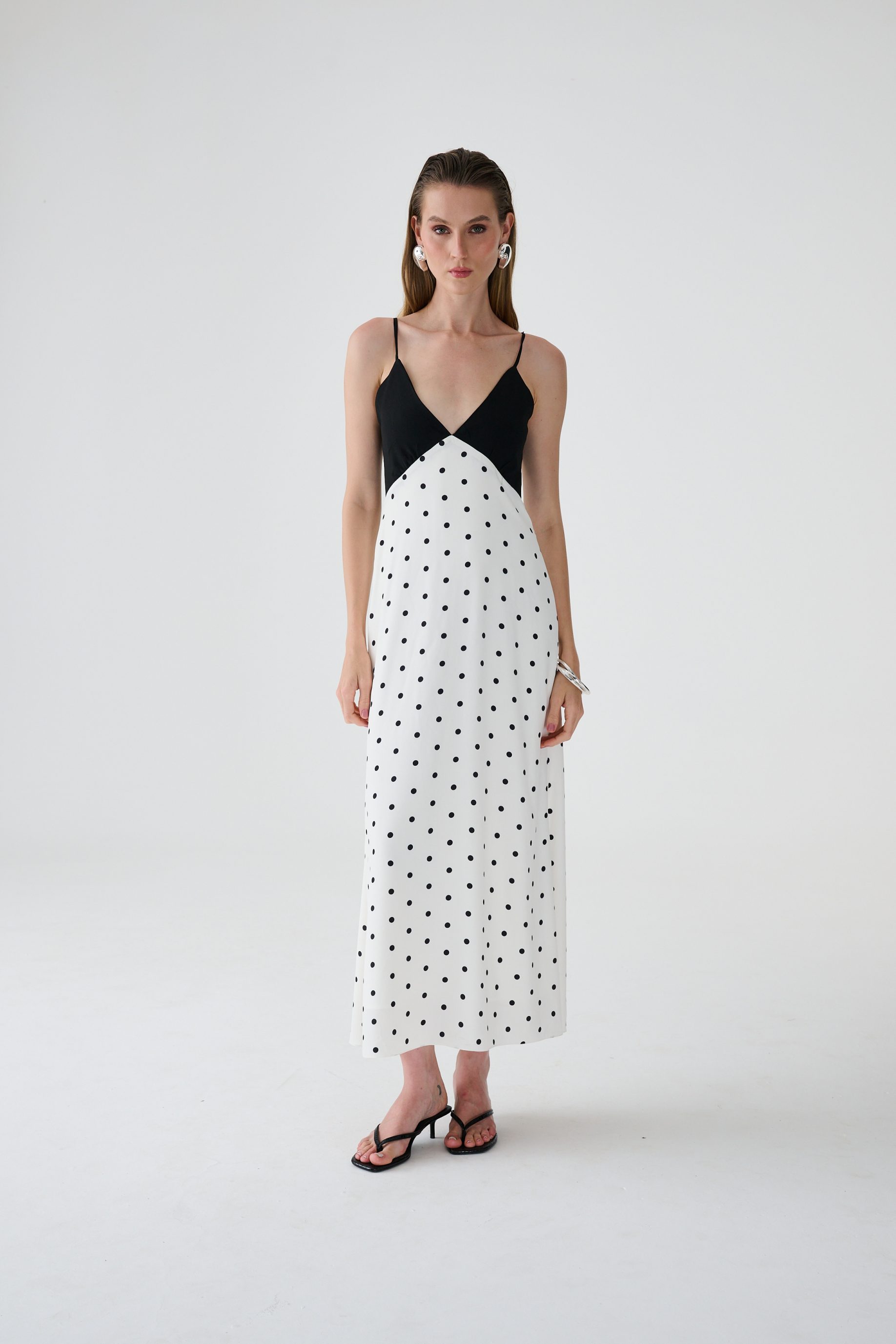 Vestido de Bolinhas Dália - Imagem 4