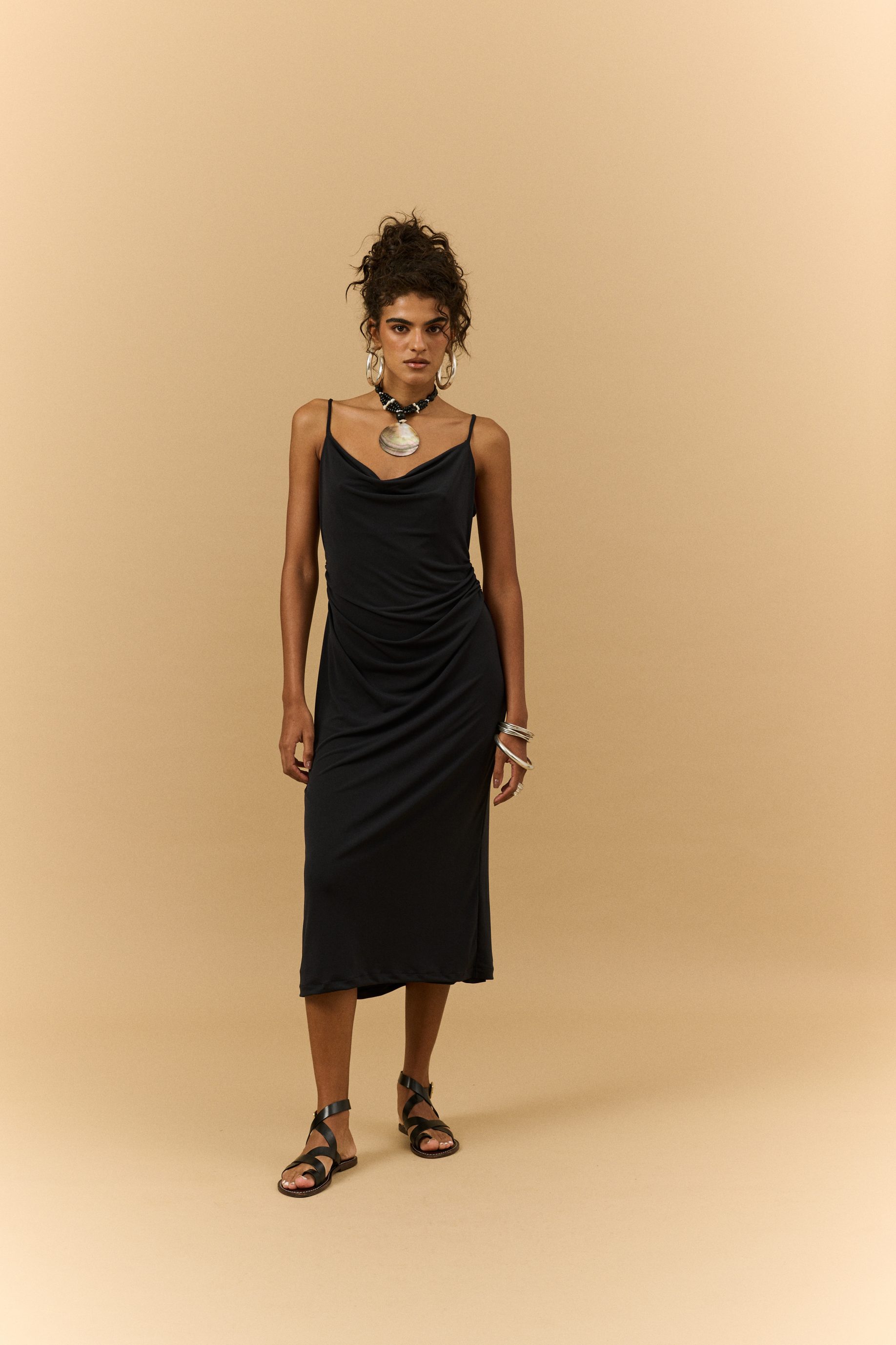 Vestido de Malha Lupita - Preto - Imagem 4