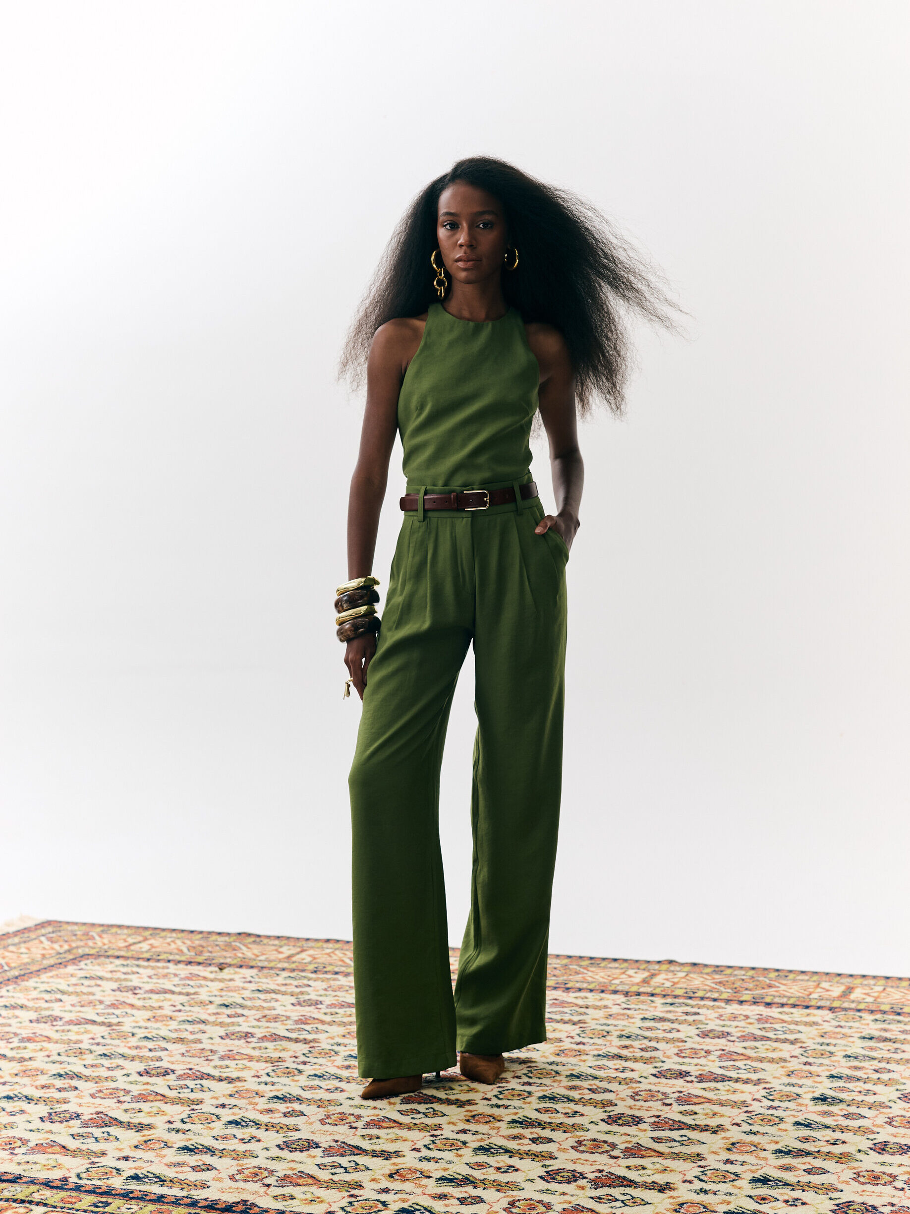 Calça De Alfaiataria Reta Com Pregas Lívia - Verde botânico