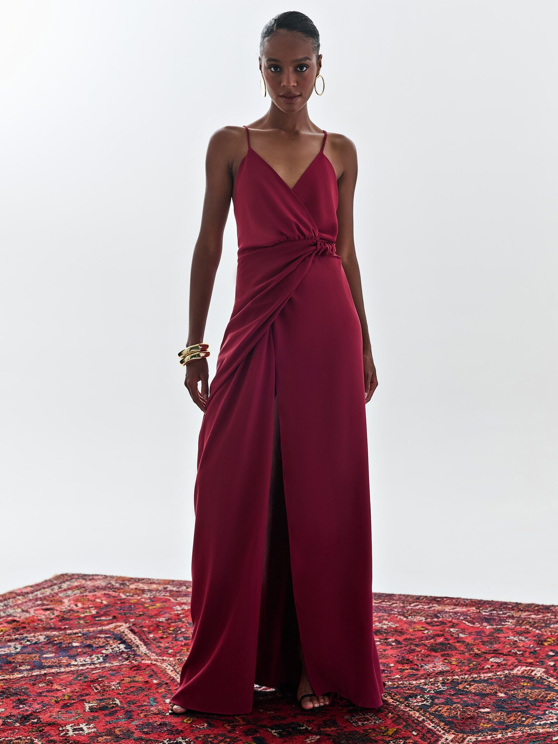 Vestido Drapeado Frente Única Com Fenda Pri - Vinho