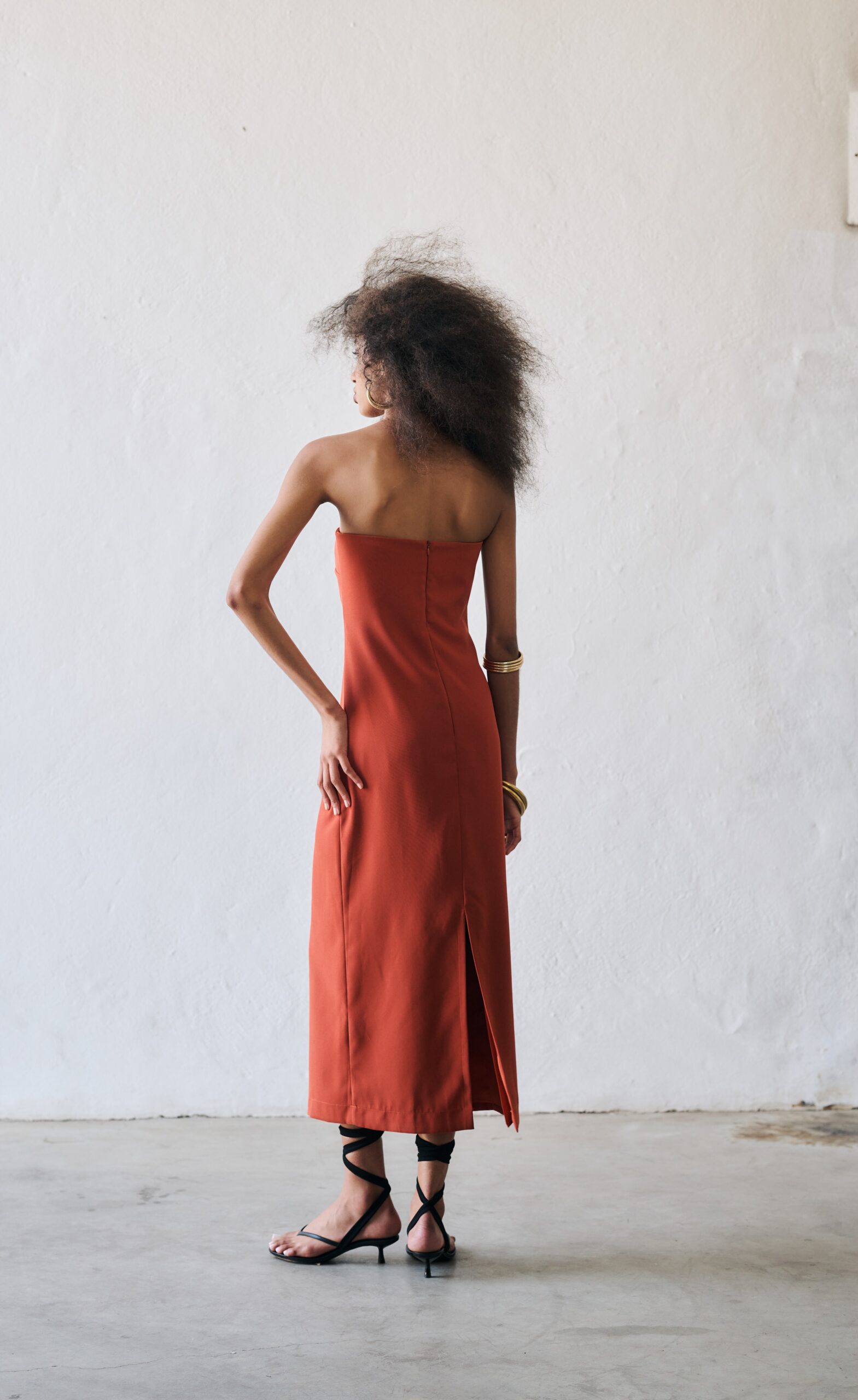 Vestido Midi Sem Alças Cleo - Terra - Imagem 3