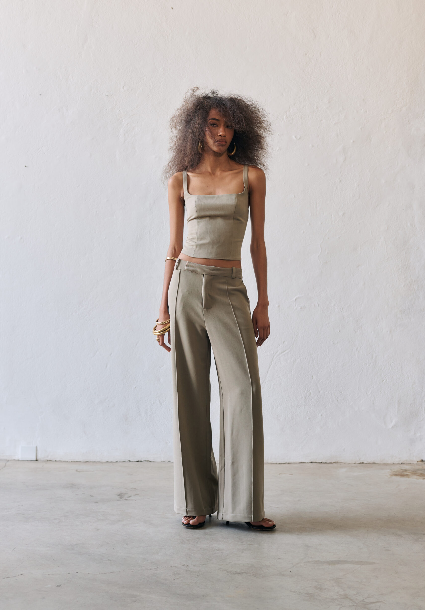 Calça Alfaiataria Reta Ayla - Cinza