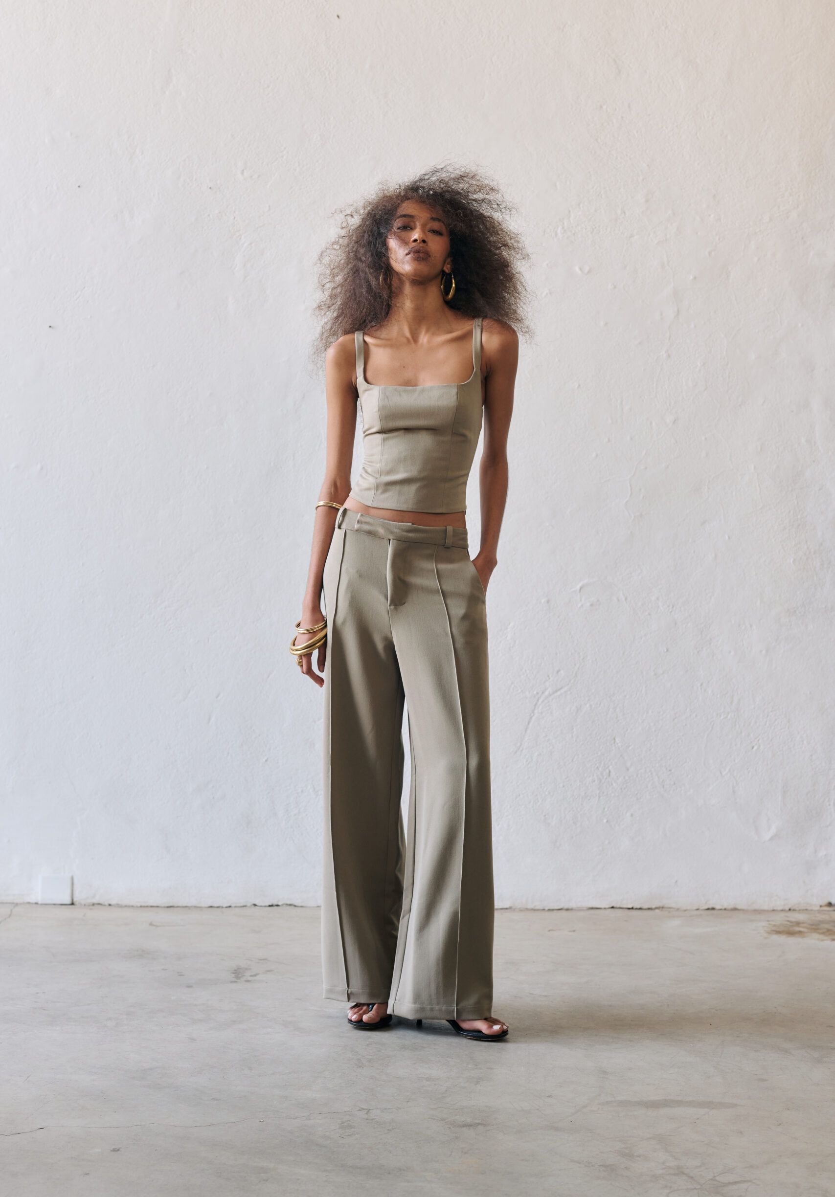 Blusa Decote Quadrado Mia - Cinza