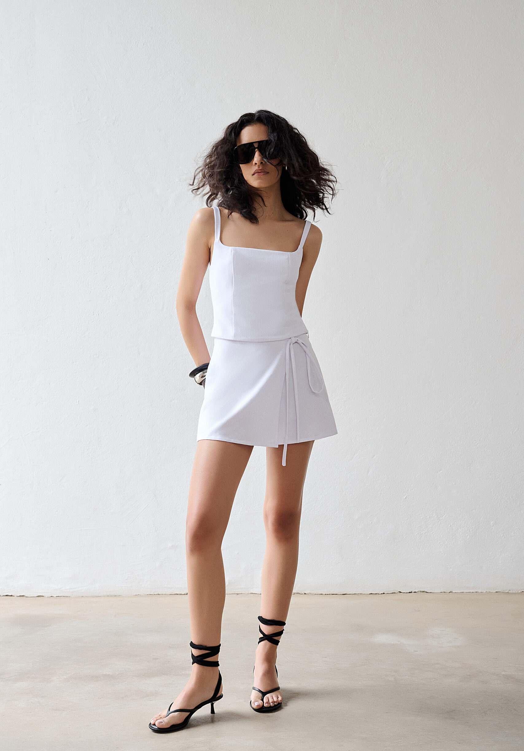 Blusa Decote Quadrado Mia - Branca