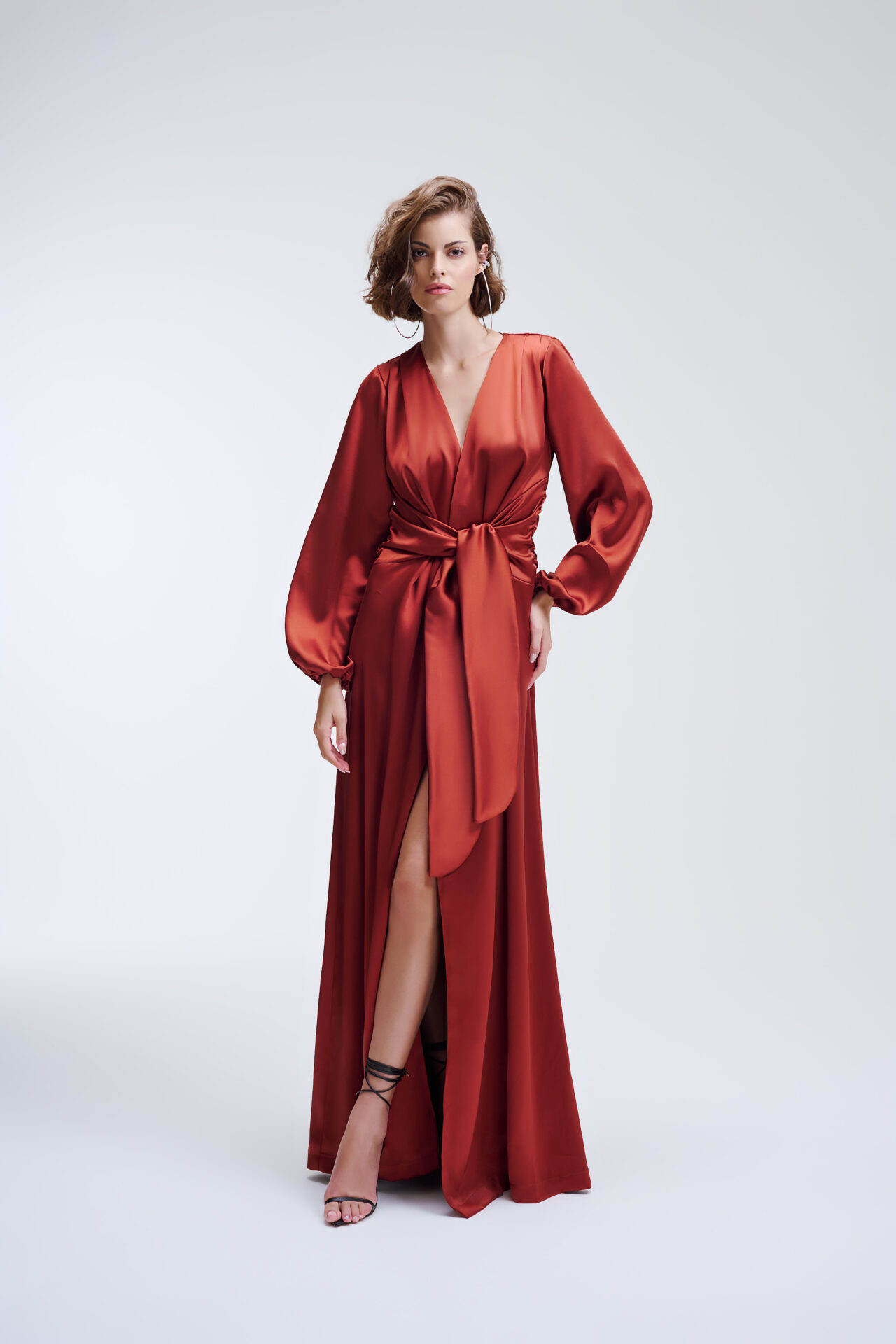 Vestido Longo De Mangas Longas Com Fenda e Amarração Estilo Quimono Marieta - Terracota