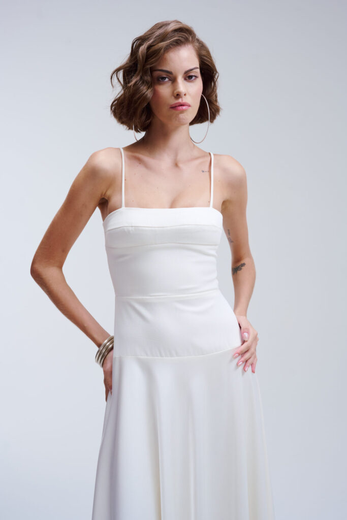 Vestido Longo Com Saia Acetinada e Alças Finas Amália - Off White - Imagem 3