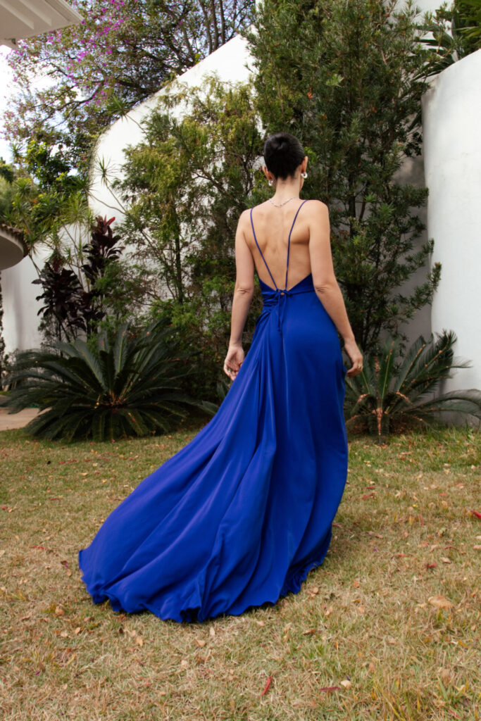 Vestido Drapeado Frente Única Com Fenda Pri – Azul Royal - Imagem 3