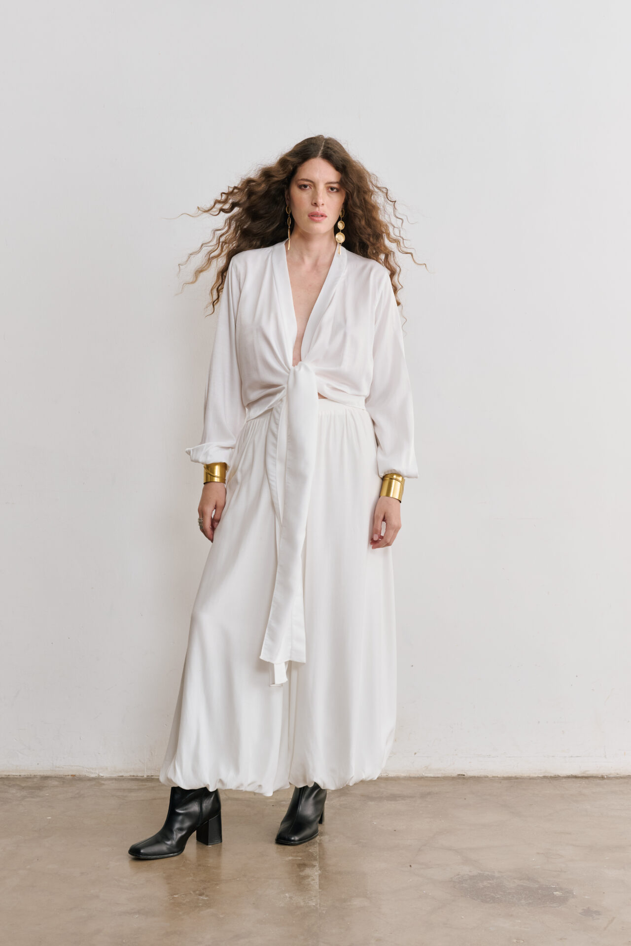 Blusa Transpassada Estilo quimono Antonela - Off White