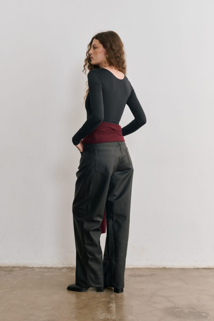 Body Manga Longa Frente e verso Celine - Preto - Imagem 3