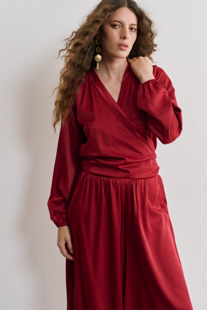 Blusa Transpassada Estilo Quimono Antonela - Vinho - Imagem 4