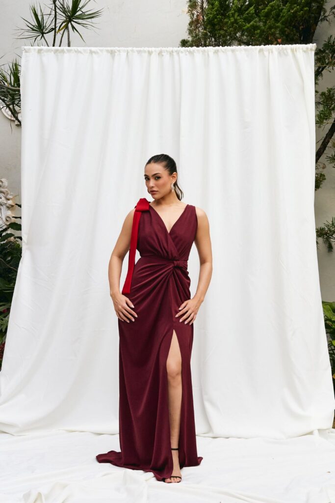 Vestido Longo Drapeado com Decote Transpassado e Laços Daphne - Uva - Imagem 5